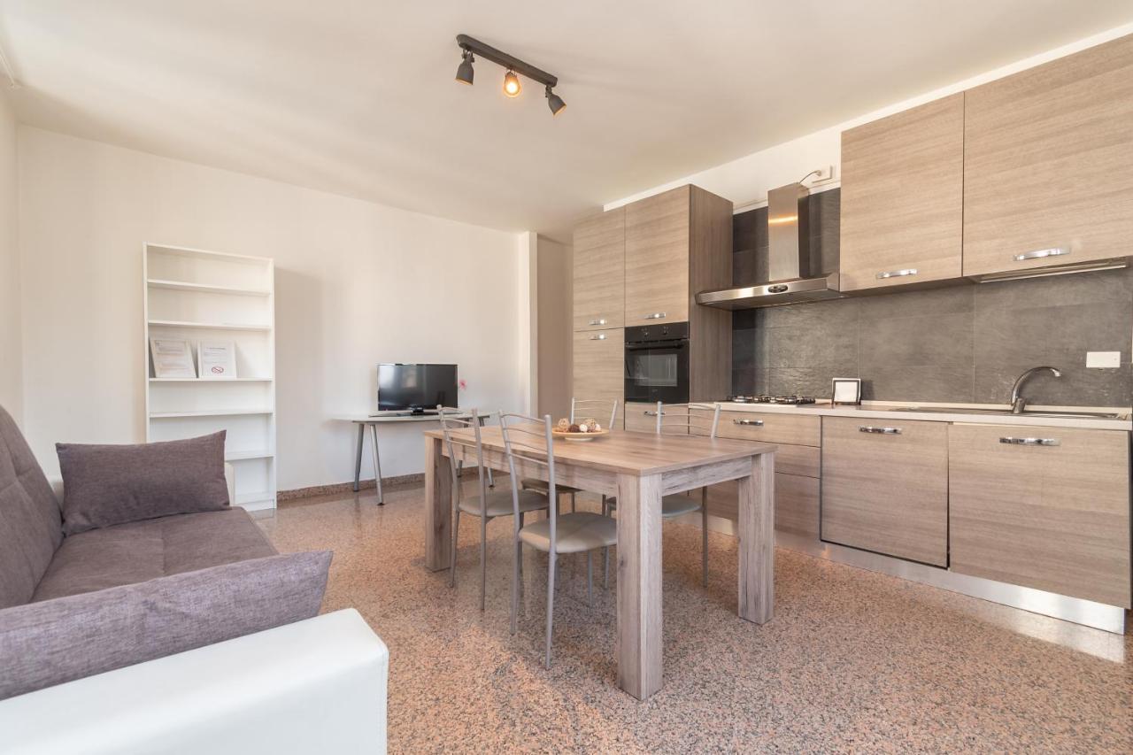 Appartamento Piazza Garibaldi - F&L Apartment بريشا المظهر الخارجي الصورة